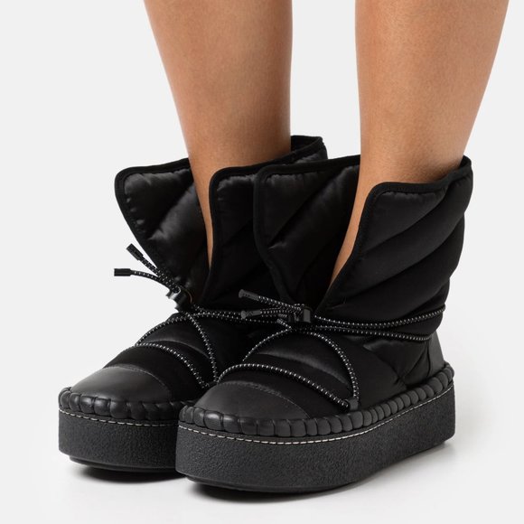 Tory Burch LEATHER TRIM SHEARLING LINING Sleeping Bag Boot BOOTIES 7 8 8.5 9.5 - Picture 3 of 13